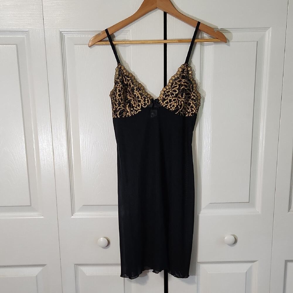 Vintage Ilusion Black & Gold Floral Negligee Size XS Adjustable Dark Romantic
